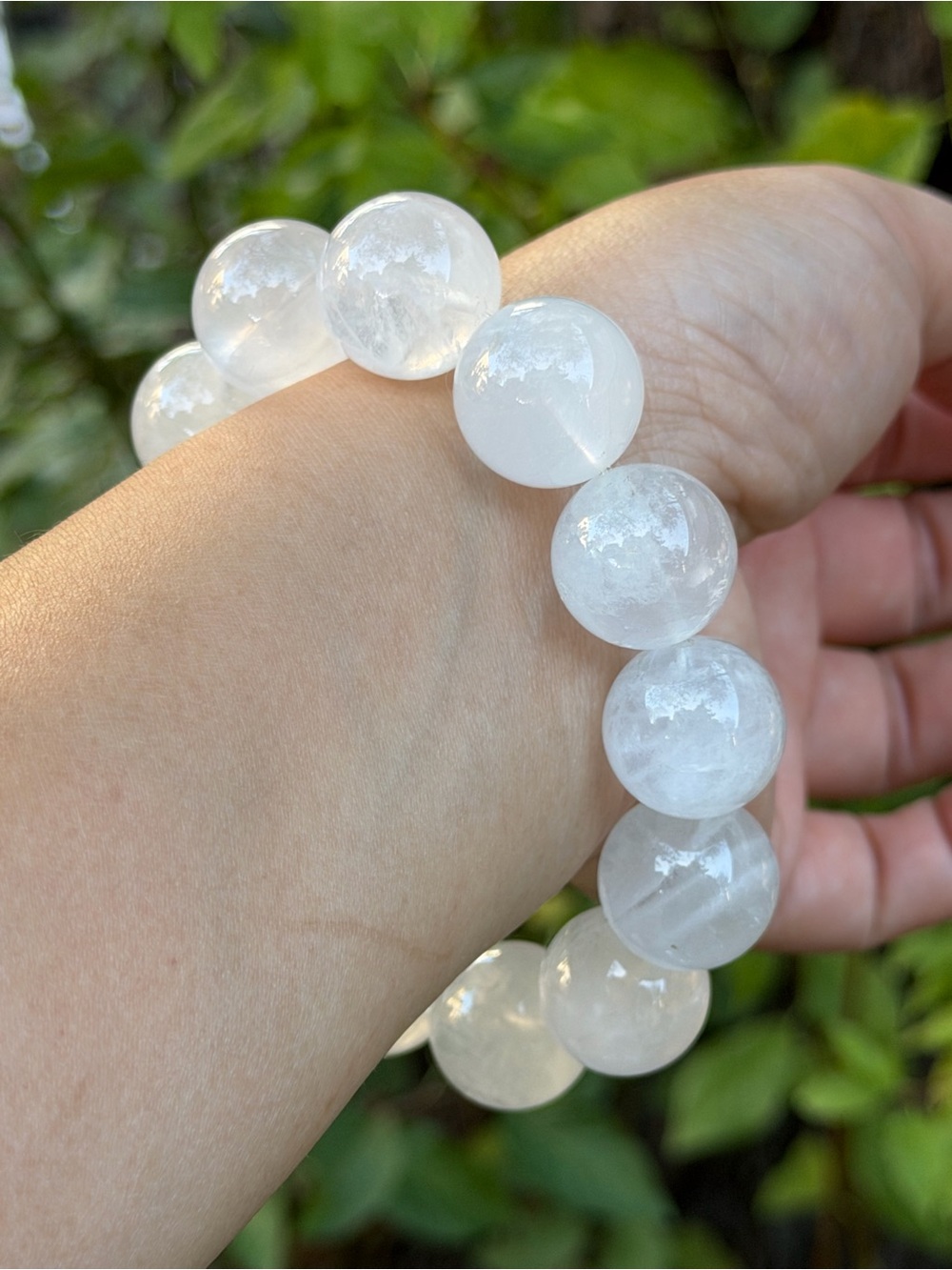 18mm Stretchable Milky Clear Quartz Bracelet 1984 - Picture 5 of 7
